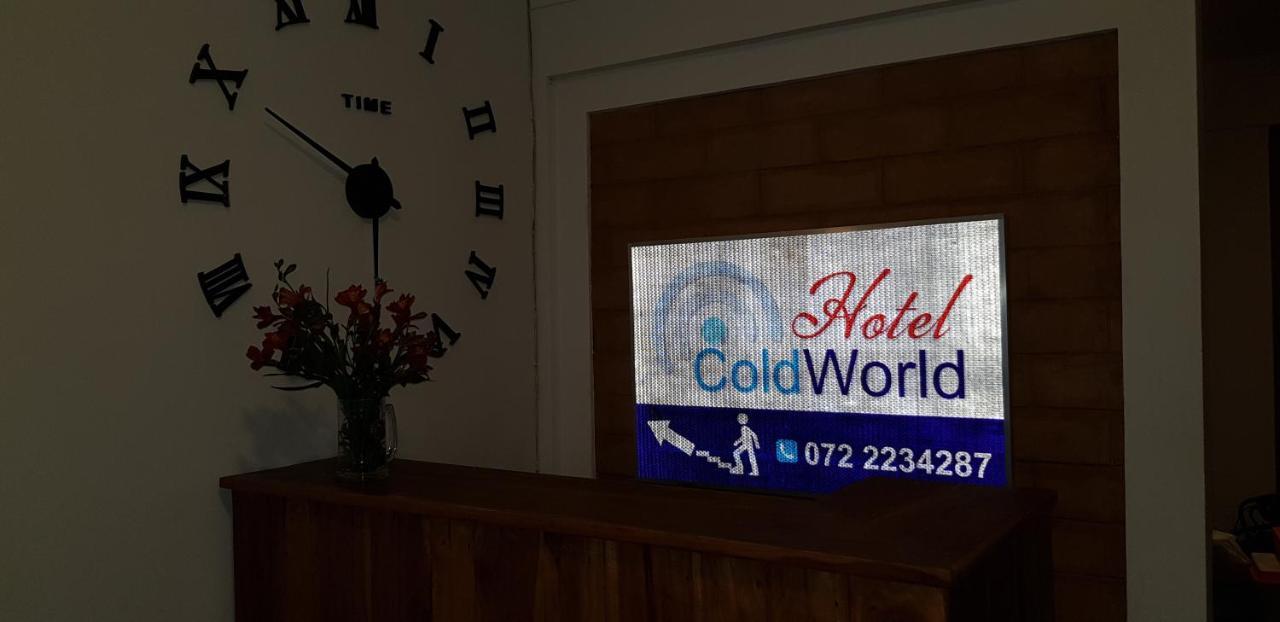 Hotel Coldworld Νουβάρα Ελίγια Εξωτερικό φωτογραφία