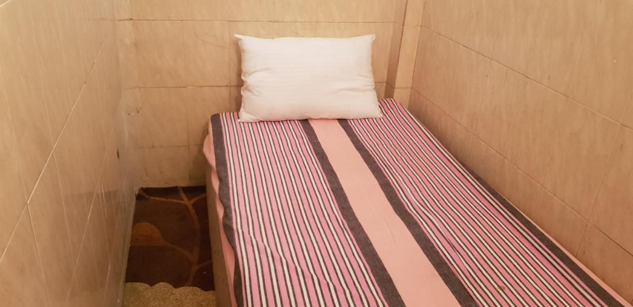 Hotel Coldworld Νουβάρα Ελίγια Εξωτερικό φωτογραφία